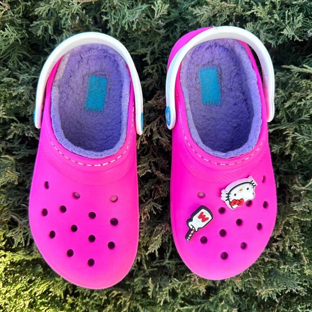 CROCS preowned fairly